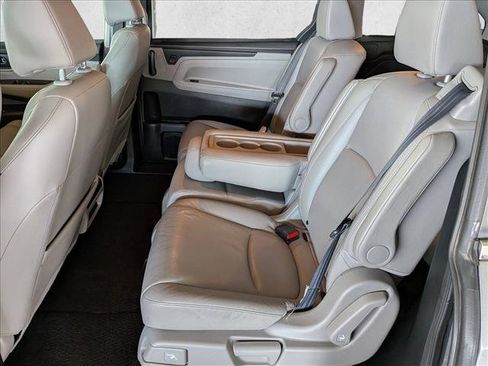 Used 2018 Honda Odyssey EX-L image 18
