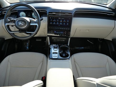 Certified 2023 Hyundai Tucson Limited image 10