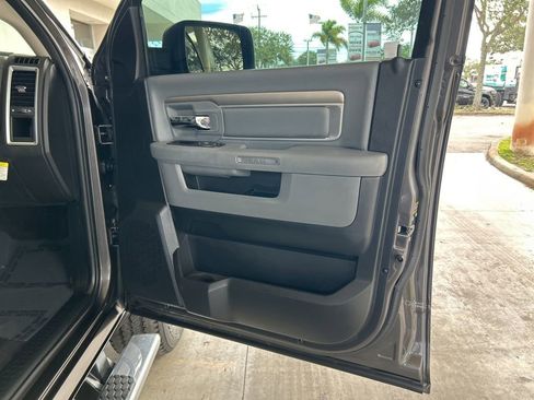 Used 2014 RAM 2500 Big Horn image 26