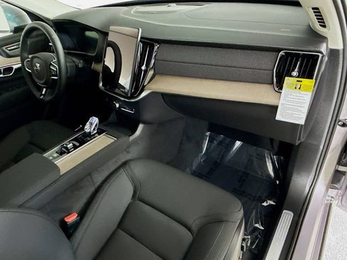 New 2026 Volvo XC90 B6 Plus w/ Protection Package AWD/4WD image 30