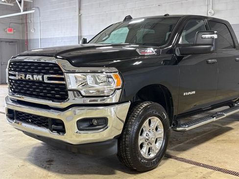 Used 2024 RAM 2500 Big Horn w/ Bed Utility Group image 3