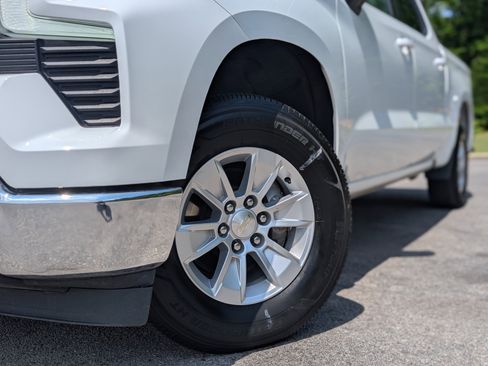 Used 2022 Chevrolet Silverado 1500 LT RWD image 35
