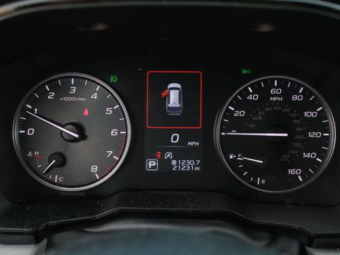 Used 2024 Subaru Outback Premium AWD/4WD image 11