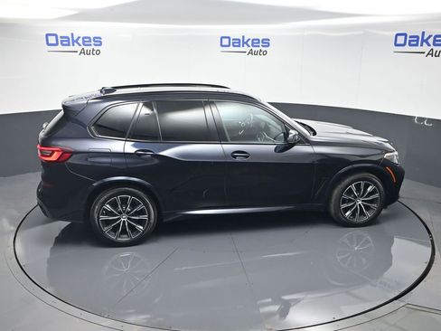 Used 2022 BMW X5 M50i w/ Executive Package AWD/4WD image 55