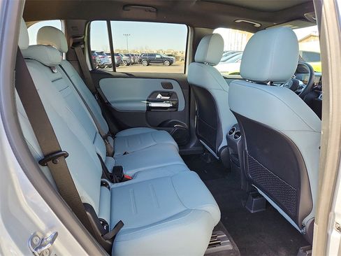 New 2026 Mercedes-Benz GLB 250 image 10