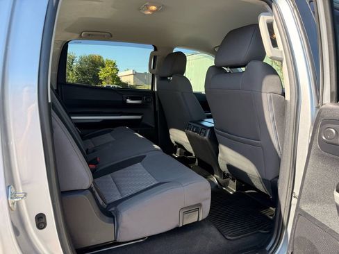 Used 2016 Toyota Tundra SR5 image 13