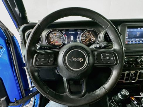 Used 2022 Jeep Wrangler Unlimited Sport AWD/4WD image 11
