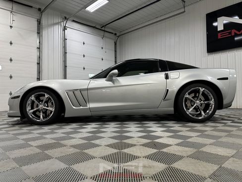 Used 2012 Chevrolet Corvette Grand Sport w/ 3LT Preferred Equipment Group RWD image 11