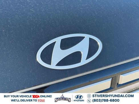 New 2026 Hyundai Santa Fe SE image 7