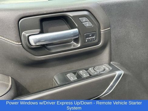 Used 2023 GMC Sierra 2500 AT4 w/ AT4 Premium Plus Package image 16