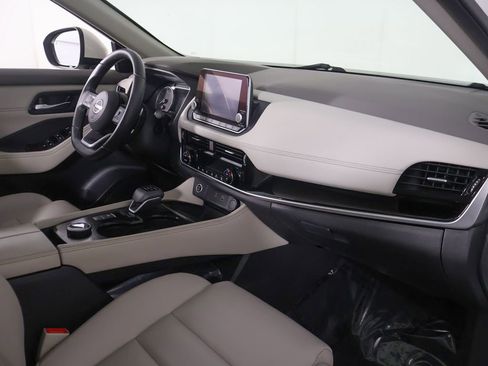 Used 2023 Nissan Rogue SL AWD/4WD image 29