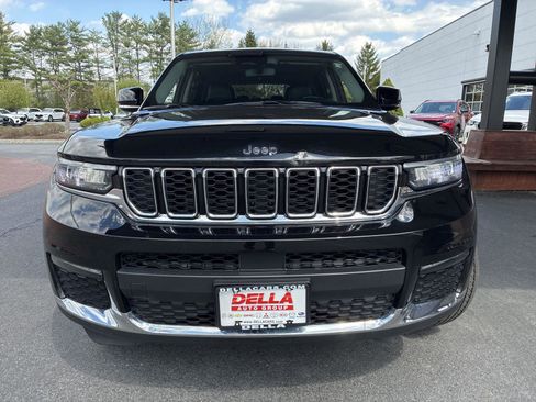 Used 2022 Jeep Grand Cherokee L Limited AWD/4WD image 2