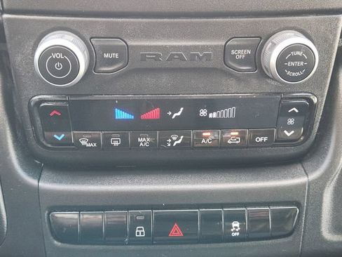 Used 2026 RAM ProMaster 2500 w/ Convenience Group FWD image 20