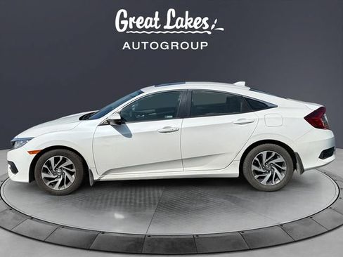 Used 2018 Honda Civic EX image 2