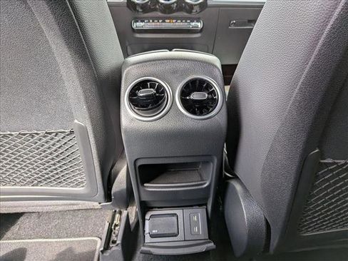 Certified 2026 Mercedes-Benz GLB 250 4MATIC image 17