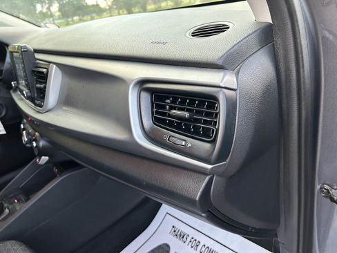 Used 2020 Kia Rio S image 25