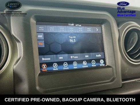 Used 2023 Jeep Gladiator Sport image 14