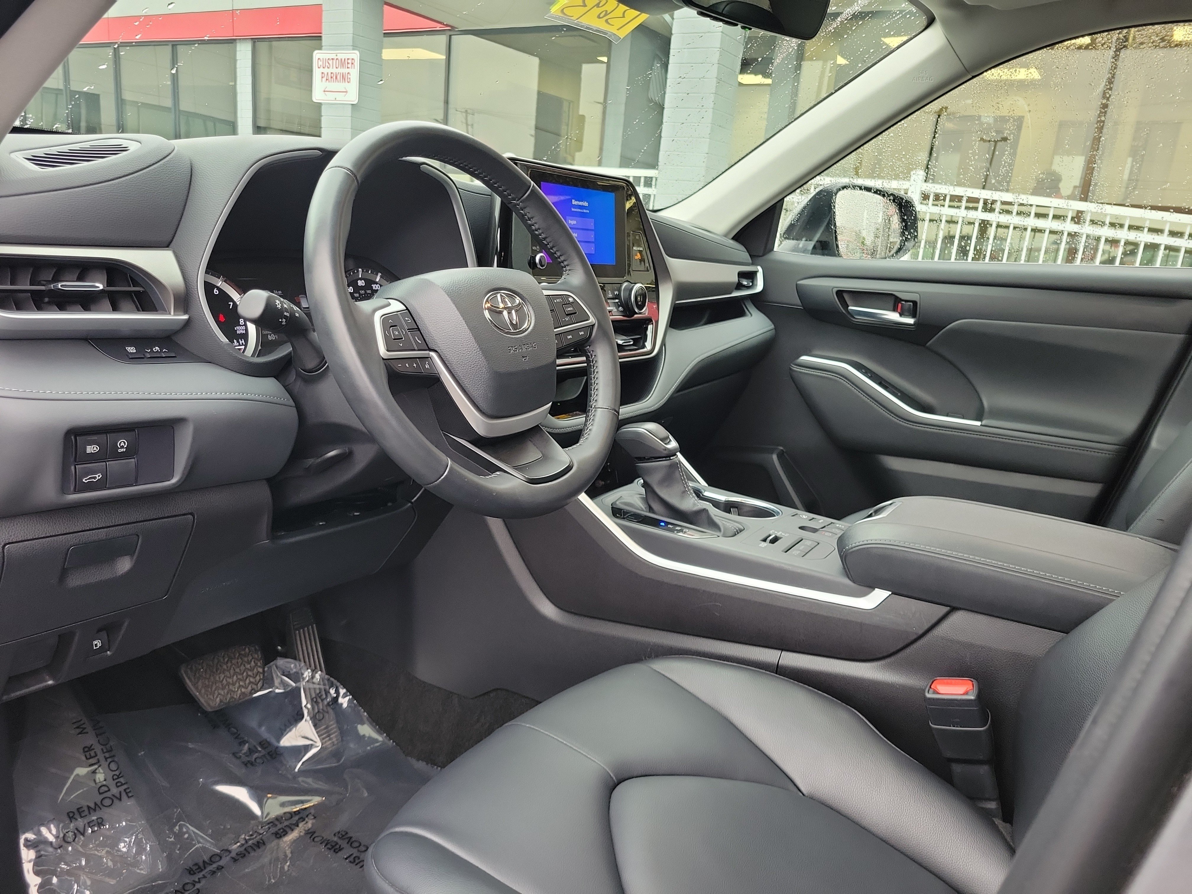 Used 2026 Toyota Highlander XLE AWD/4WD image 19