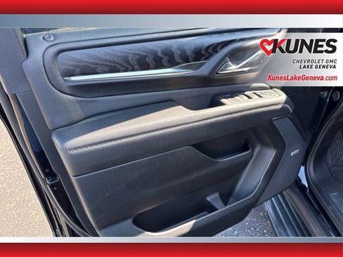 Used 2024 GMC Yukon Denali AWD/4WD image 15
