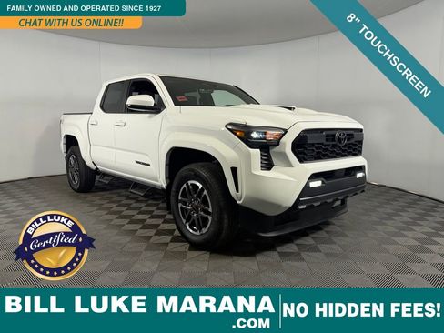 Used 2024 Toyota Tacoma TRD Sport AWD/4WD image 1
