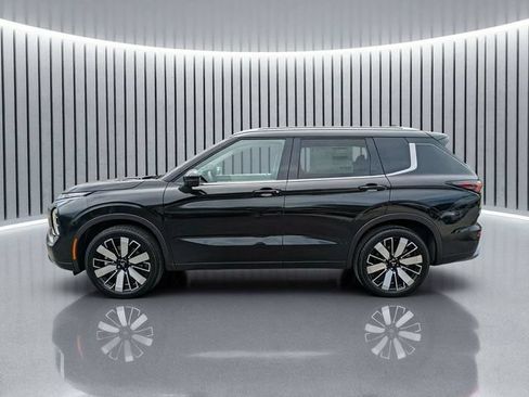 New 2026 Mitsubishi Outlander SEL FWD image 7