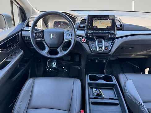 Used 2023 Honda Odyssey Touring image 9