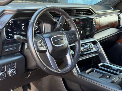 Used 2025 GMC Sierra 3500 Denali Ultimate image 24