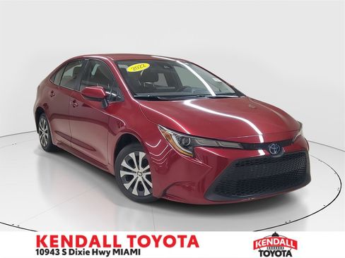 Used 2022 Toyota Corolla LE image 1