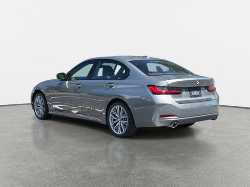 Used 2023 BMW 330i Sedan w/ Driving Assistance Package RWD image 5