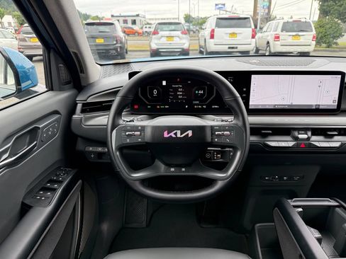 Certified 2024 Kia EV9 Land AWD/4WD image 24