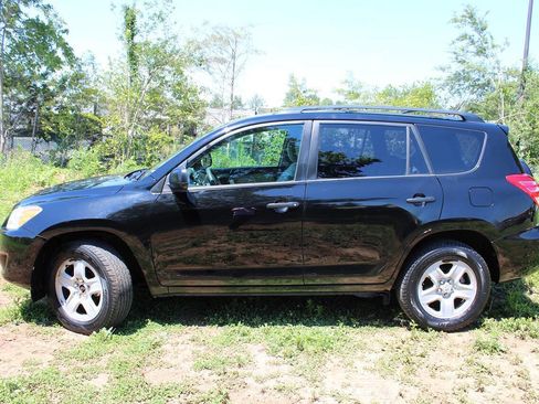 Used 2011 Toyota RAV4 4WD w/ Base L4 Extra Value Pkg image 12