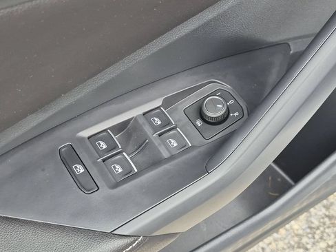 Used 2023 Volkswagen Jetta Sport FWD image 12