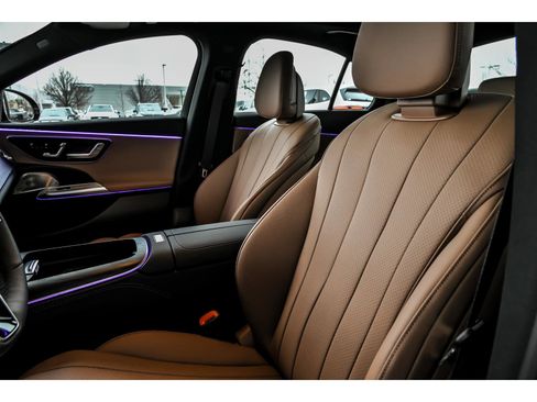 New 2026 Mercedes-Benz E 350 4MATIC Sedan image 7
