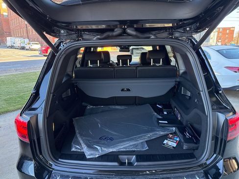 New 2026 Mercedes-Benz GLB 250 4MATIC image 10