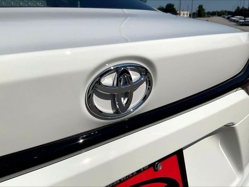 Used 2026 Toyota Corolla LE FWD image 30