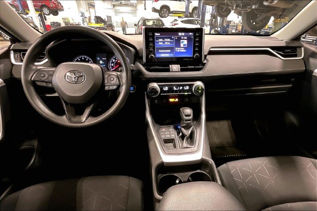 Used 2019 Toyota RAV4 XLE w/ Convenience Package AWD/4WD image 15