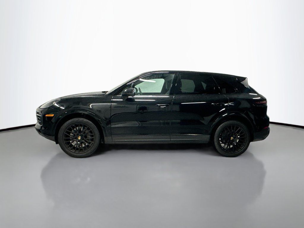 Certified 2020 Porsche Cayenne S AWD/4WD image 2