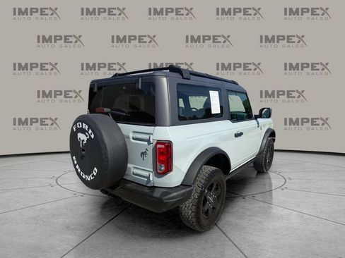 Used 2022 Ford Bronco Black Diamond AWD/4WD image 3