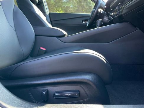 Used 2025 Honda Accord Sport image 30