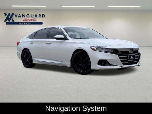 Used 2021 Honda Accord Touring image 1