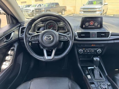 Used 2017 MAZDA MAZDA3 Grand Touring FWD image 22