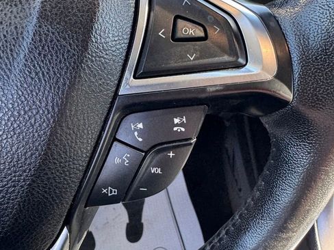 Used 2022 Ford Edge SEL AWD/4WD image 25
