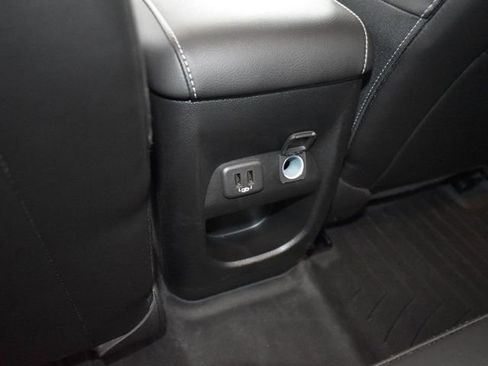 Used 2022 GMC Canyon Elevation w/ Elevation Premium Package image 31