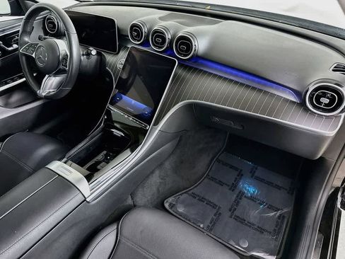 Used 2024 Mercedes-Benz C 300 Sedan image 32