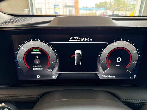 Used 2024 Nissan Ariya AWD image 23