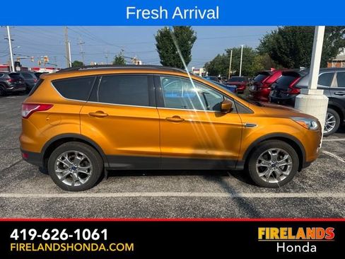 Used 2016 Ford Escape SE w/ SE Leather Comfort Package AWD/4WD image 8