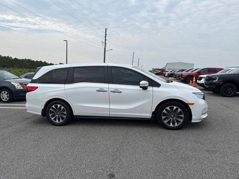 Used 2024 Honda Odyssey EX-L image 1