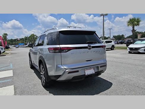 Used 2024 Nissan Pathfinder Platinum w/ Cargo Package FWD image 27