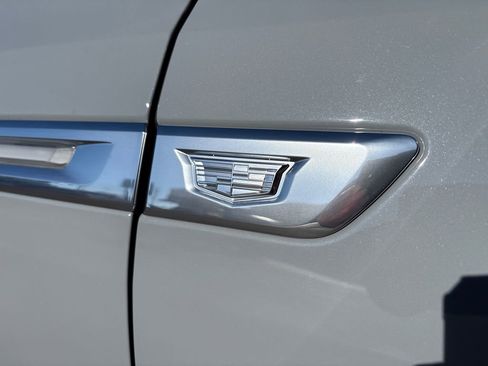 New 2026 Cadillac Escalade IQ Luxury 2 w/ LPO, Floor Liner Package image 12