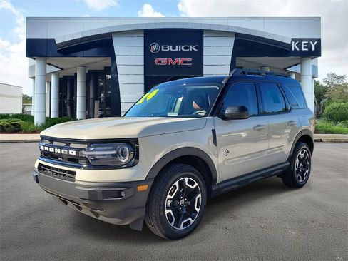 Used 2024 Ford Bronco Sport Outer Banks image 2